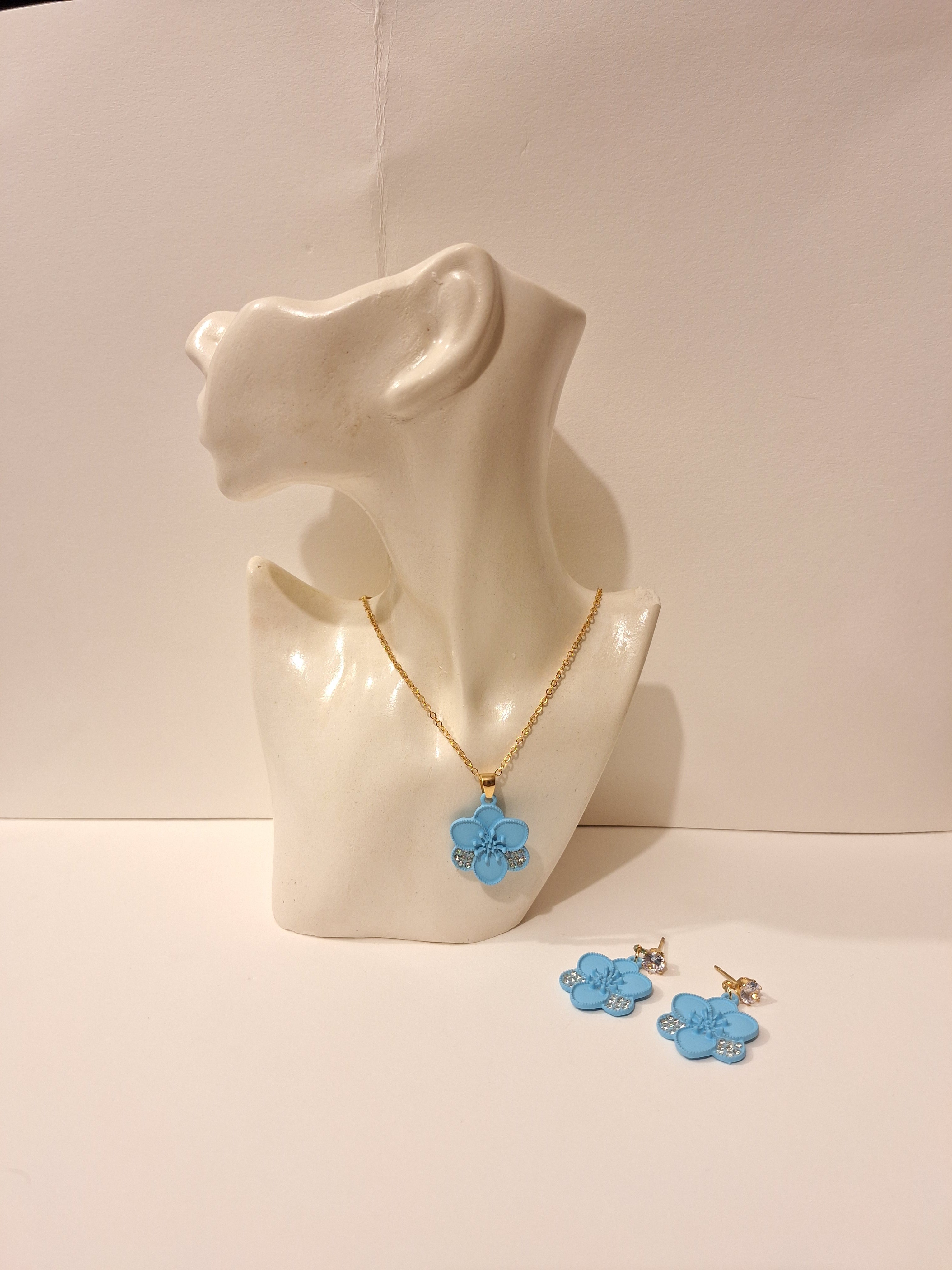 Elegant Floral Jewelry Set
