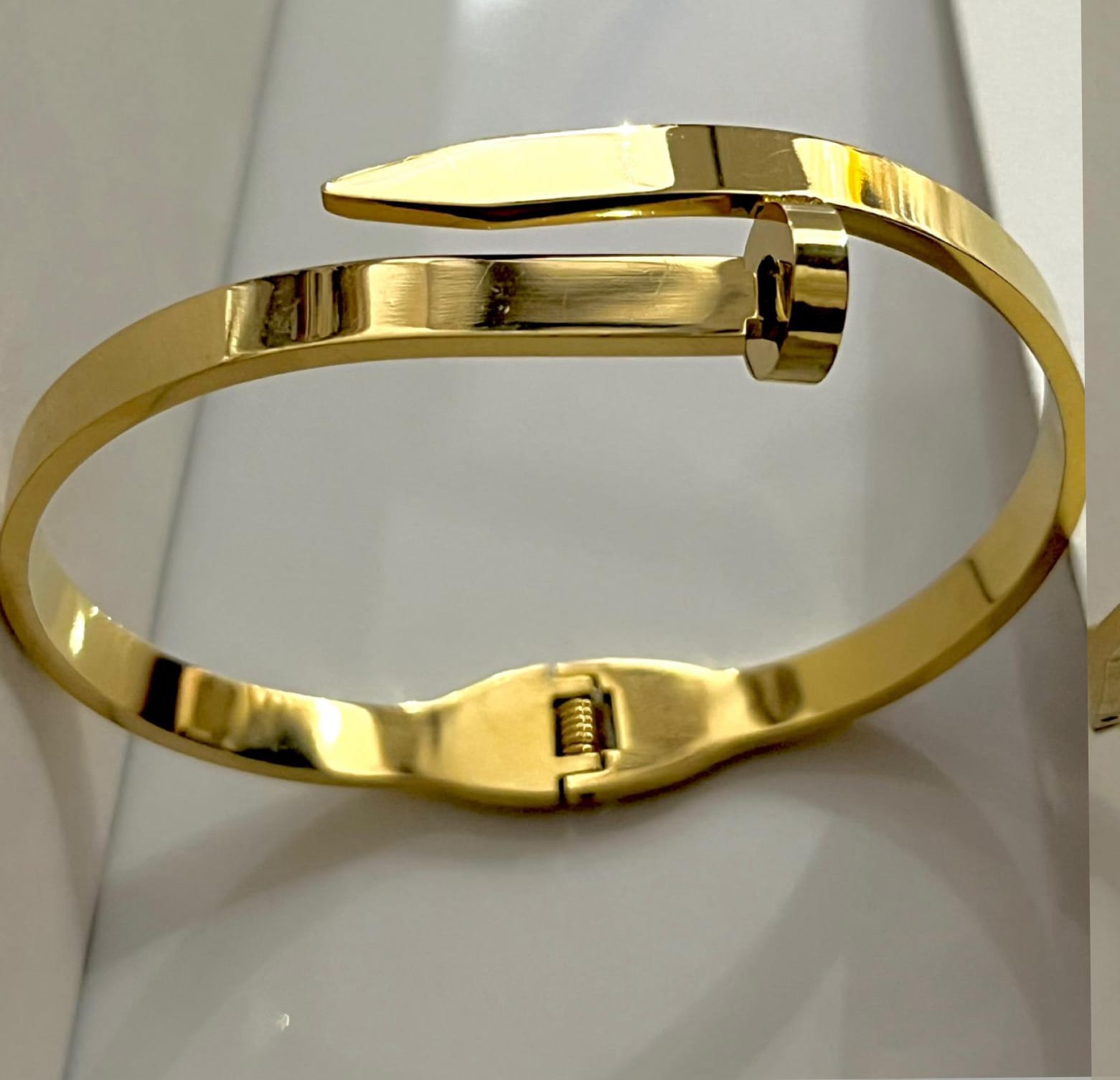 Minimalist Gold Bangle