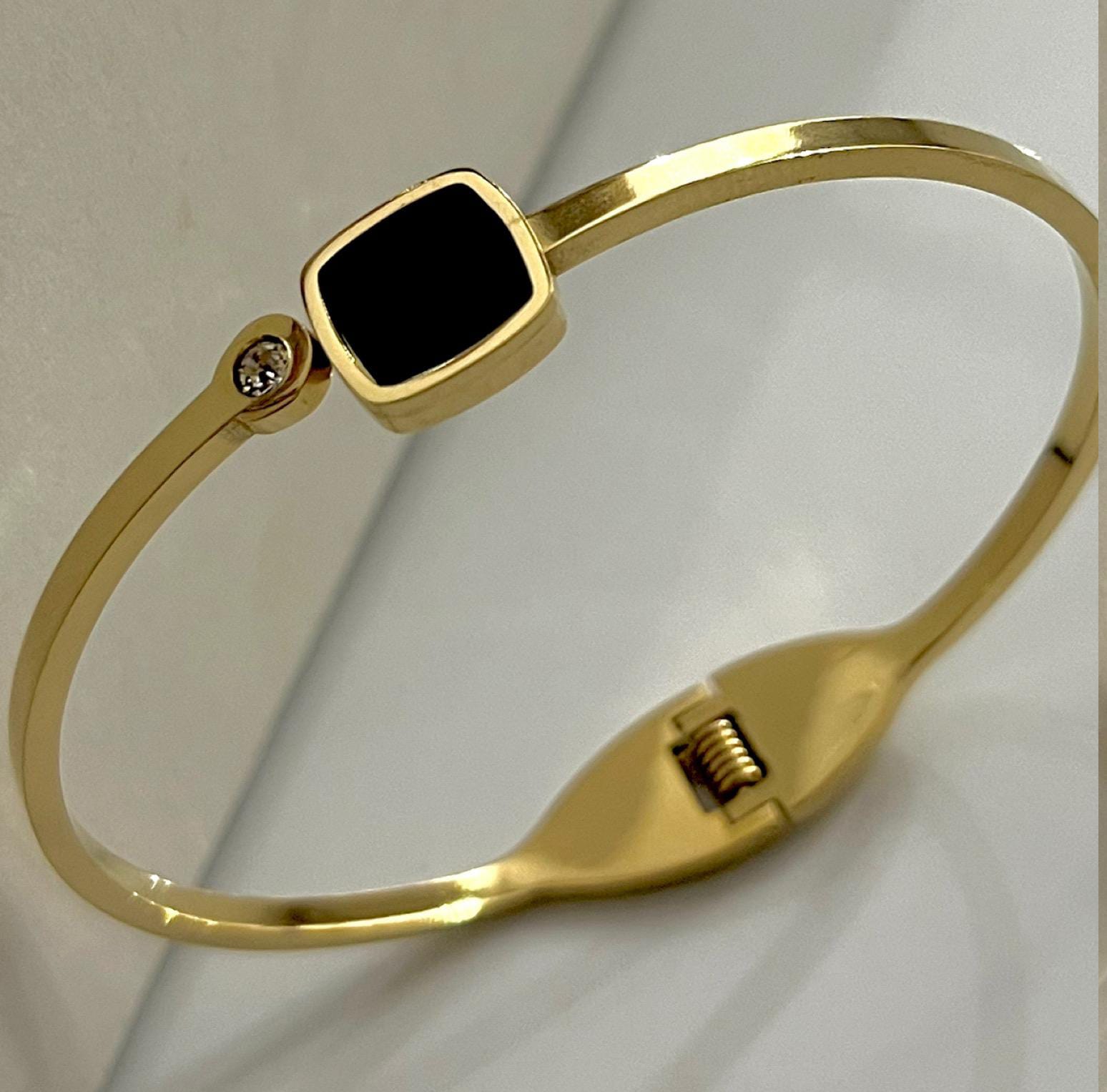 Elegant Onyx Bangle