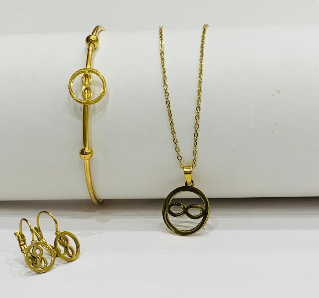 Classic Oval Gold Set