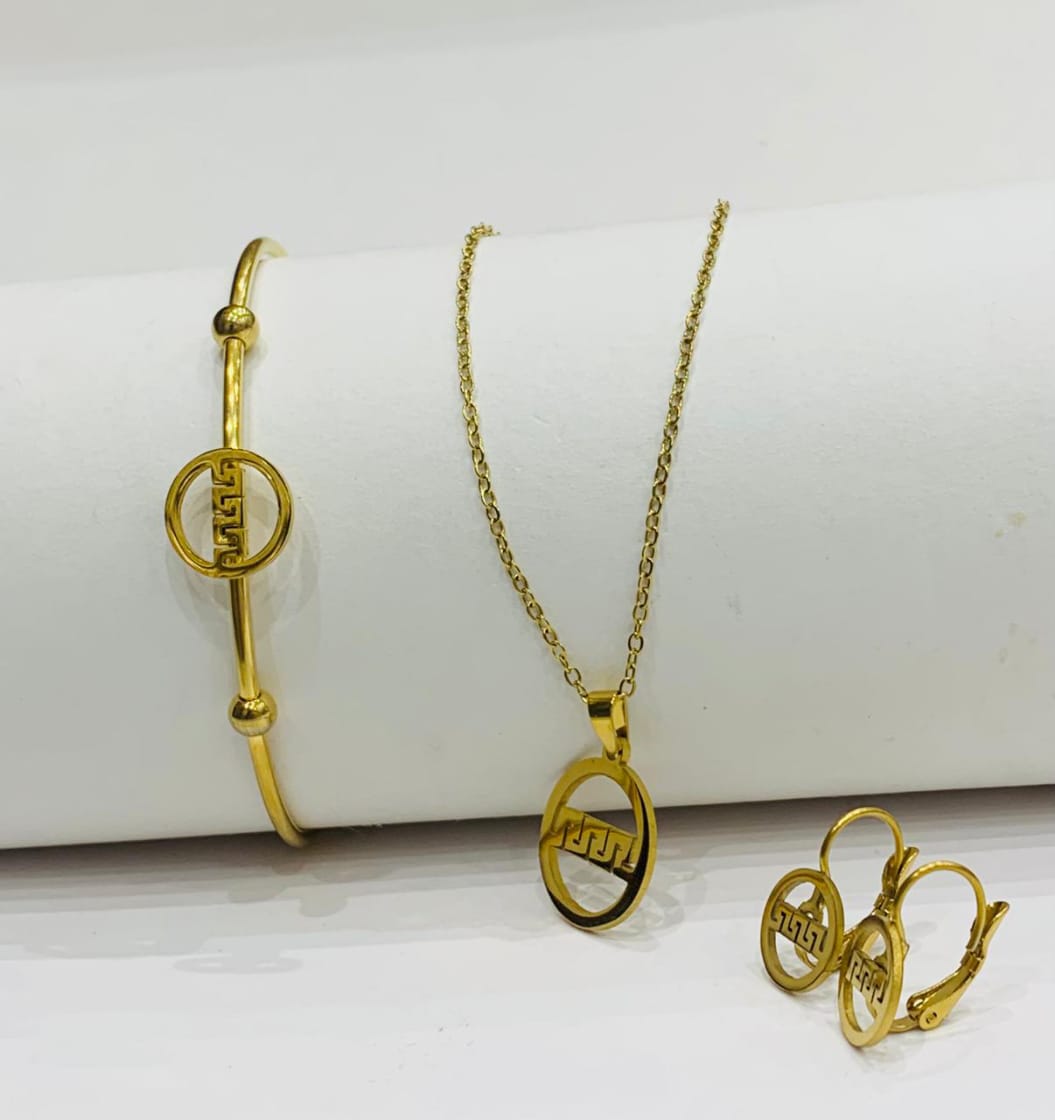 Circle of Three Jewelry Set