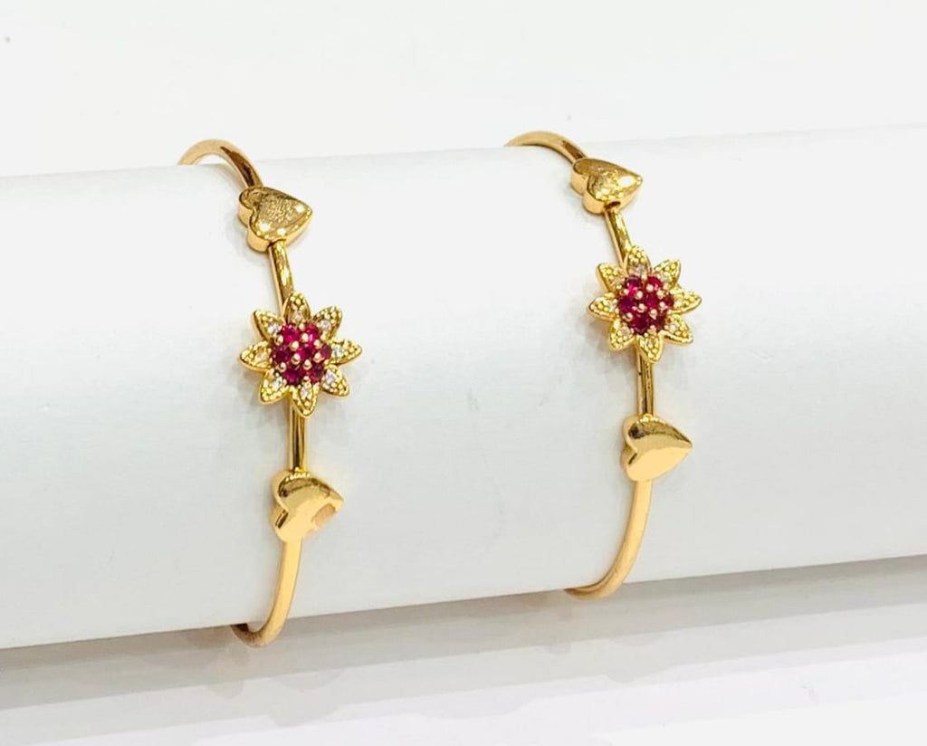 Gold Floral Dangling