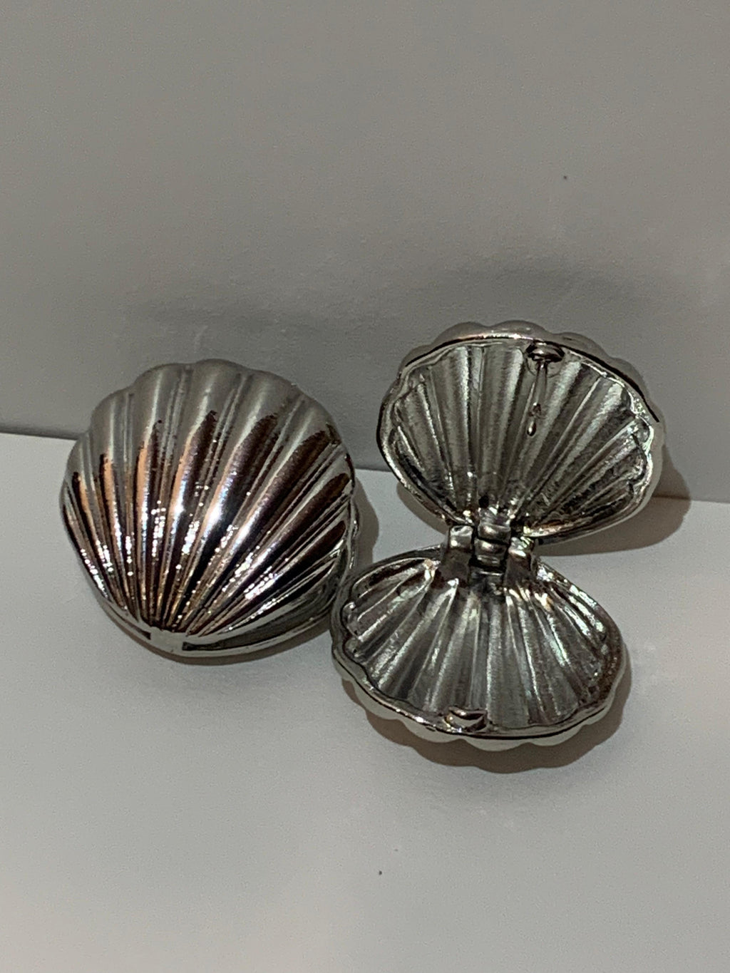 Shell-Shaped Stud Earrings