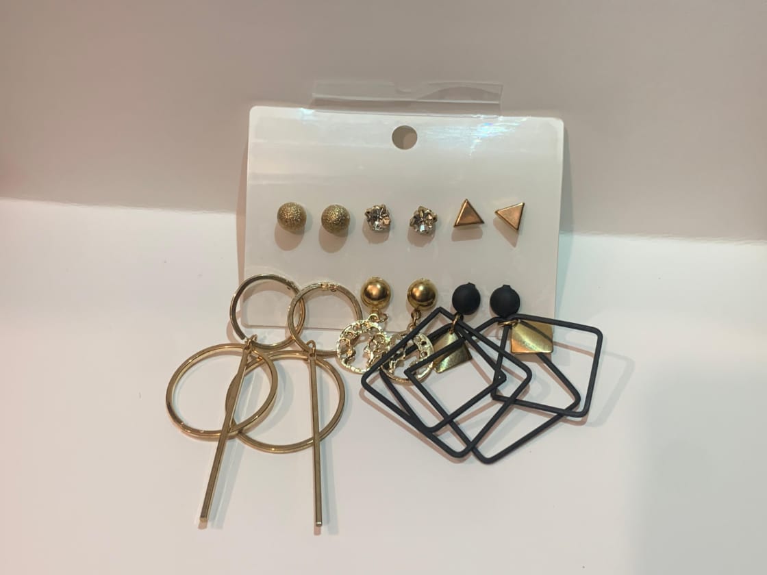 Mixed Metal Earrings Set
