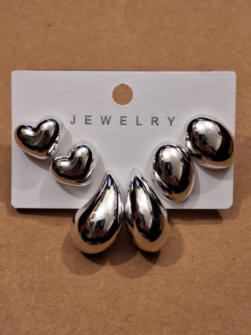 Silver Heart and Teardrop Earrings Set
