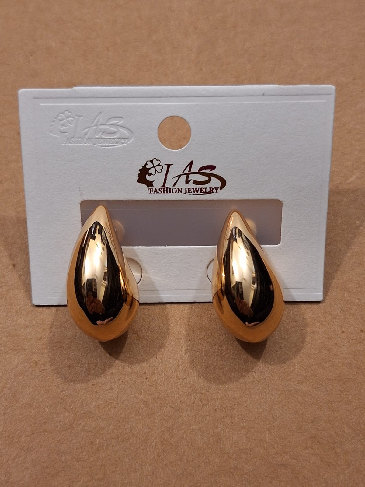 Silver Heart and Teardrop Earrings Set